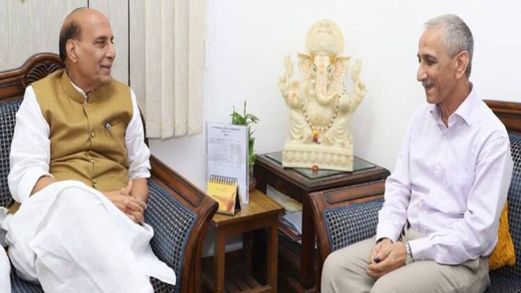 कश्मीर में बातचीत की बागडोर दिनेश्वर शर्मा को सौंपी गई है