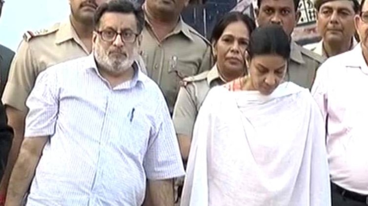 डॉ. राजेश और नूपुर तलवार 