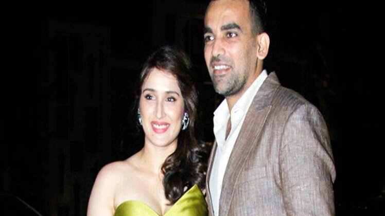 जहीर खान की सगाई की तस्वीर