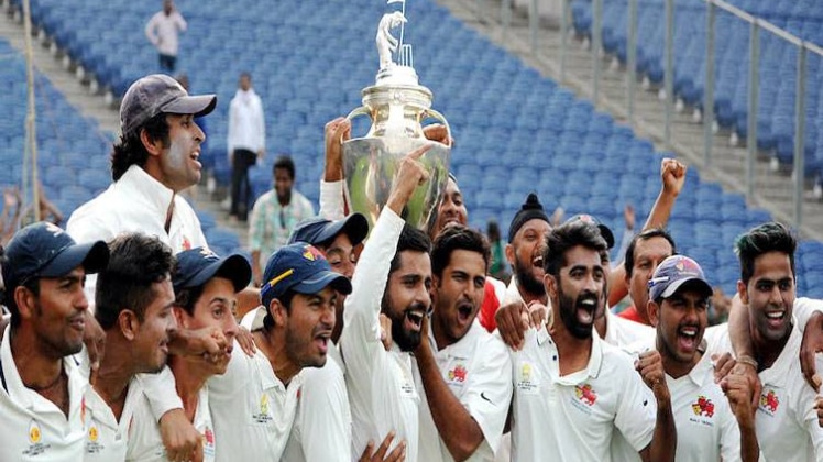 रणजी ट्रॉफी पर सर्वाधिक बार कब्जा का रिकॉर्ड मुंबई के नाम है