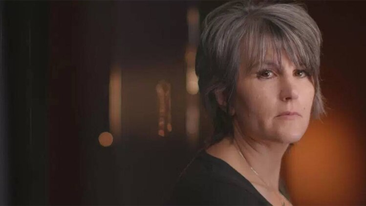 महिला ने कभी पुलिस के पास जाने के बारे में नहीं सोचा (PHOTO COURTESY: CHANNEL 5)