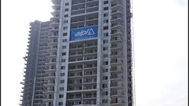 निर्माणाधीन बिल्डि‍ंग 