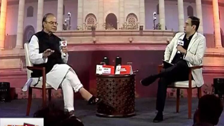 एजेंडा आज तक के कार्यक्रम में सवालों का जवाब देते वित्त मंत्री अरुण जेटली