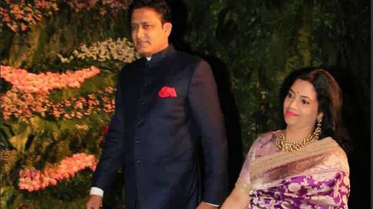 कोहली की पार्टी में कुंबले की तस्वीर (ट्विटर) 