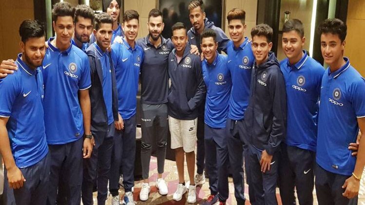 अंडर-19 टीम के साथ कोहली