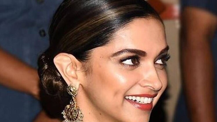 दीपिका पादुकोण 