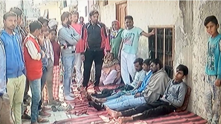 पुलिस मामले की छानबीन कर रही है