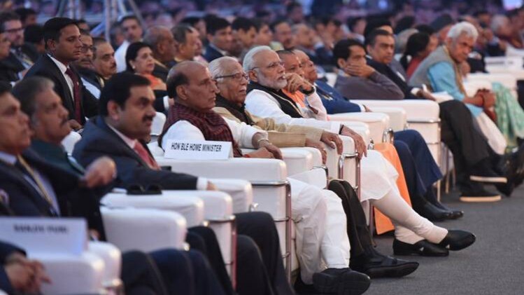 इन्वेस्टर्स समिट में प्रधानमंत्री नरेंद्र सहित केंद्रीय मंत्री और देश के उद्योगपति