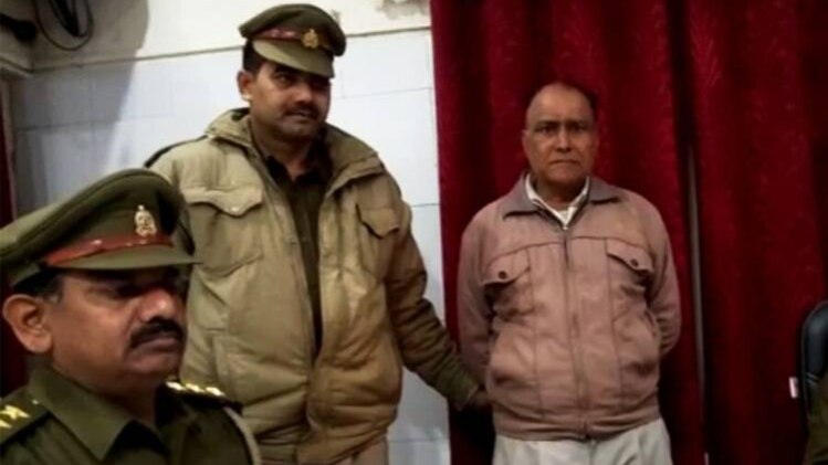 असली पुलिस पर रौब झाड़ने लगा नकली दारोगा