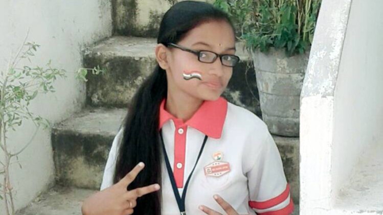 स्कूल ने छात्रा को परीक्षा में बैठने की नहीं दी थी इजाजत