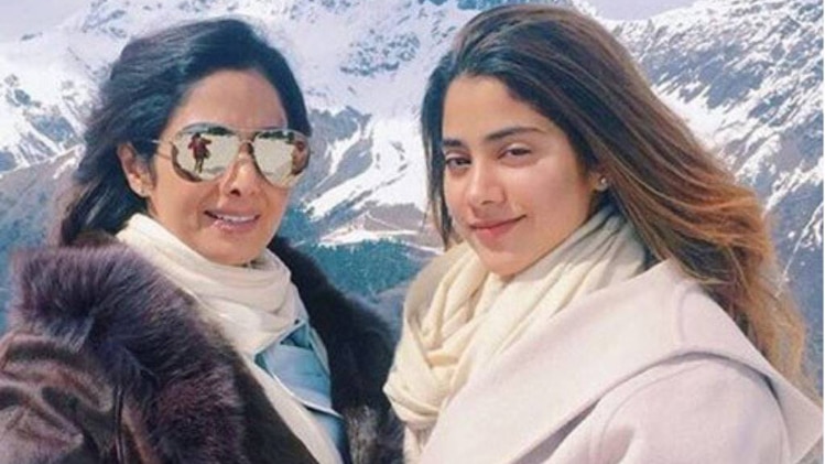 श्रीदेवी और जाह्नवी कपूर 