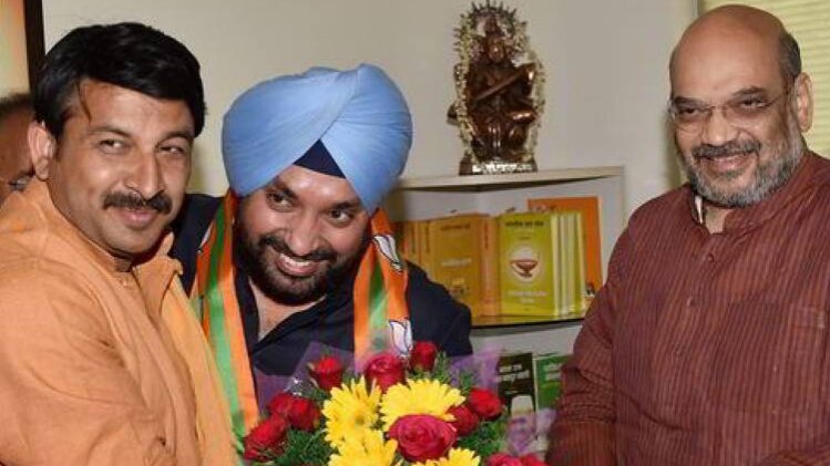 मनोज तिवारी, अरविंदर सिंह लवली और अमित शाह (फाइल फोटो)