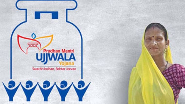 8 करोड़ मुफ्त गैस कनेक्शन