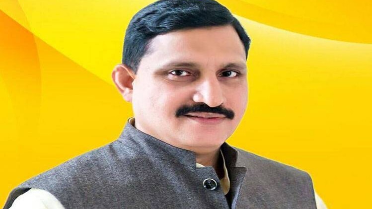 केंद्रीय मंत्री वाई.एस चौधरी