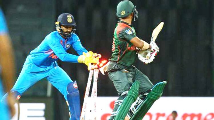 दिनेश कार्तिक 