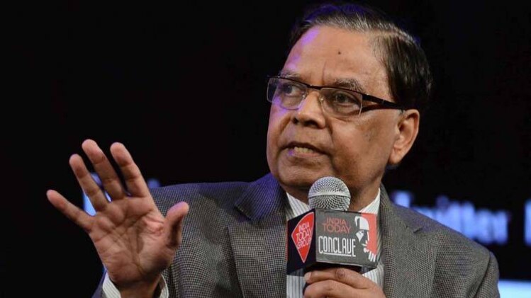 कॉन्क्लेव में भाग लेते विशेषज्ञ