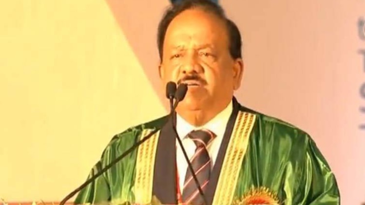 केंद्रीय विज्ञान और प्रौद्योगिकी मंत्री डॉक्टर हर्षवर्द्धन (फोटो- ट्विटर से)