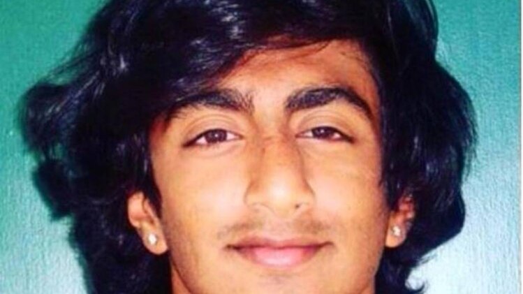 आकाश ददलानी 