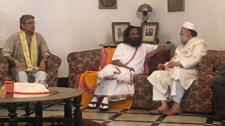 श्री श्री रविशंकर ने मौलान सलमान नदवी से की मुलाकात