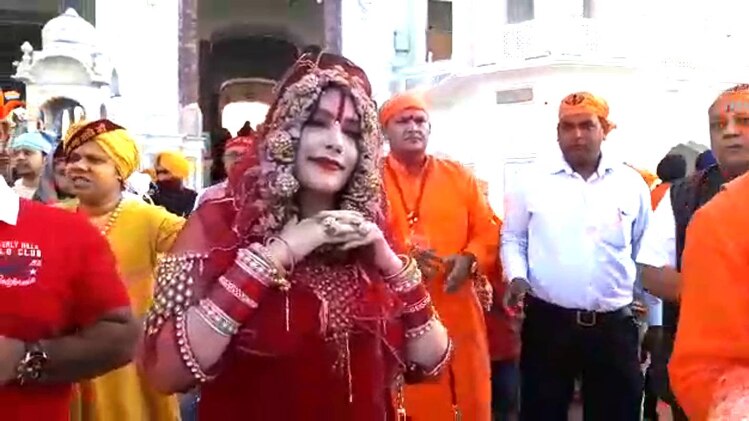 राधे मां