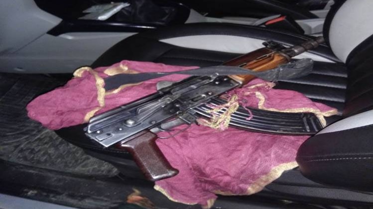 बरामद एके -47