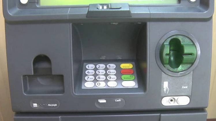 एटीएम (प्रतीकात्मक तस्वीर)