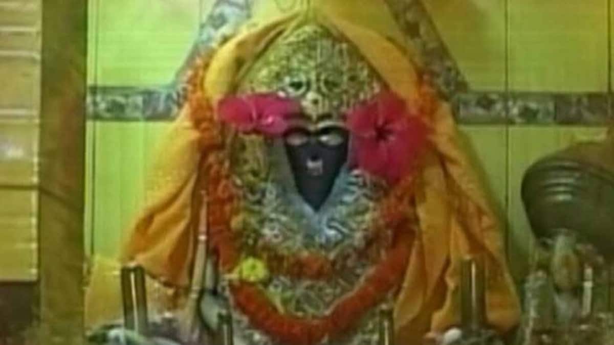 जानिए, मां बगलामुखी को प्रसन्न करने ...