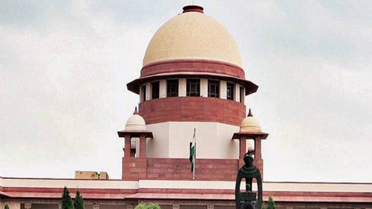 फैसले की फांस, महाभियोग की मनमानी