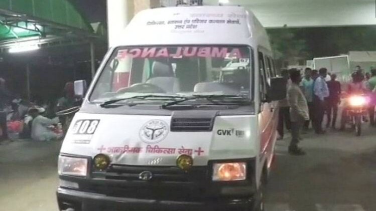 लखनऊ में जहरीली गैस के रिसाव से दर्जनों बीमार