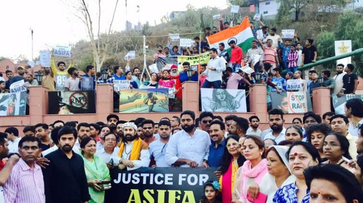 रेप के विरोध में प्रदर्शन करती महिलाएं (फाइल फोटो)