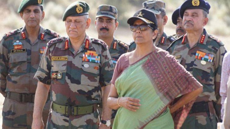 रक्षा मंत्री निर्मला सीतारमण