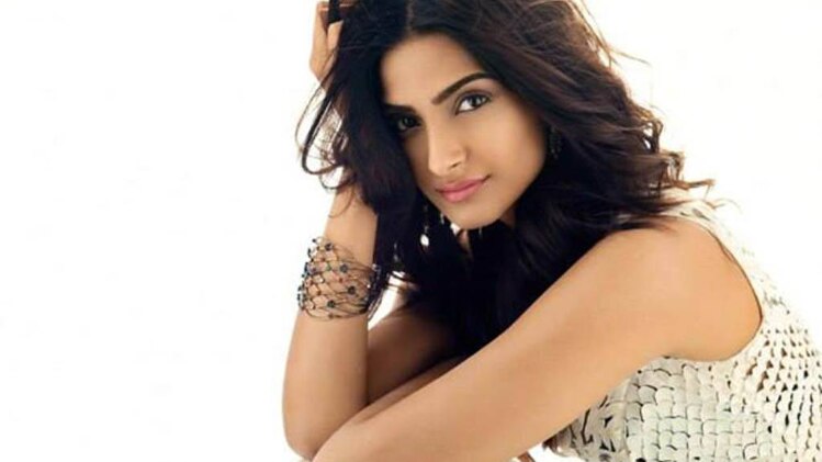 सोनम कपूर