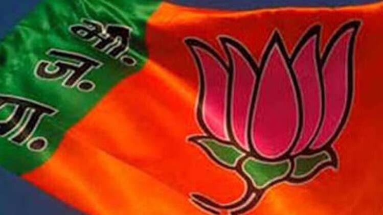 सोमवार को यहां कुल 53.43 फीसदी मतदान हुआ