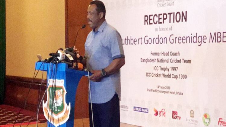 गॉर्डन ग्रीनिज (ट्विटर)