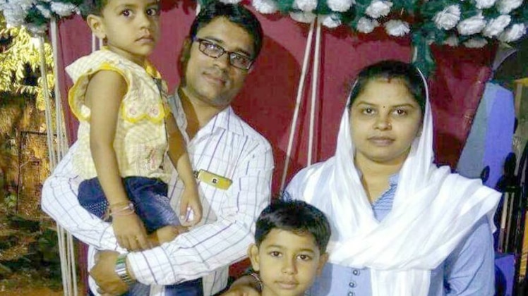 पूरे परिवार को मौत के घाट उतारने की वजह अभी तक पता नहीं चली