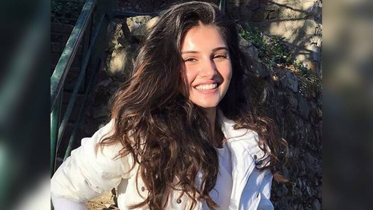 तारा सुतारिया