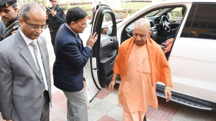 योगी आदित्यनाथ