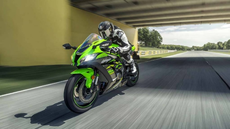 Kawasaki Ninja ZX 10R 