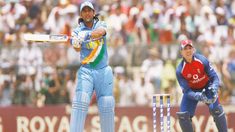 महेंद्र सिंह धोनी (फाइल फोटो- Getty Images)