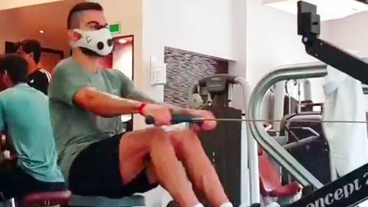 स्पेशल ट्रेनिंग करते कप्तान विराट कोहली 