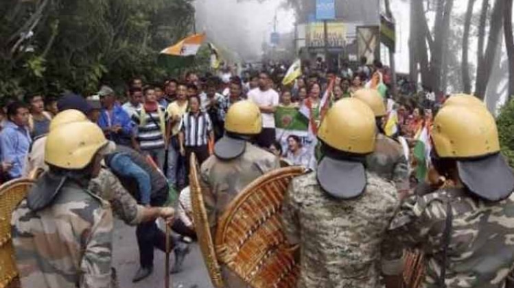 शिलॉन्ग हिंसा में कई लोग घायल हुए थे