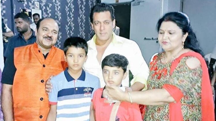 सलमान खान से मिलने पहुंचे डब्बू अंकल