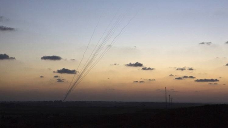 गाजा पट्टी पर बिगड़ रहे हैं हालात (फोटो - रॉयटर्स)