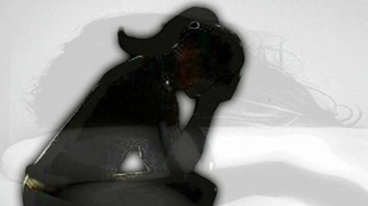 पुलिस फरार आरोपियों की तलाश में जुट गई है