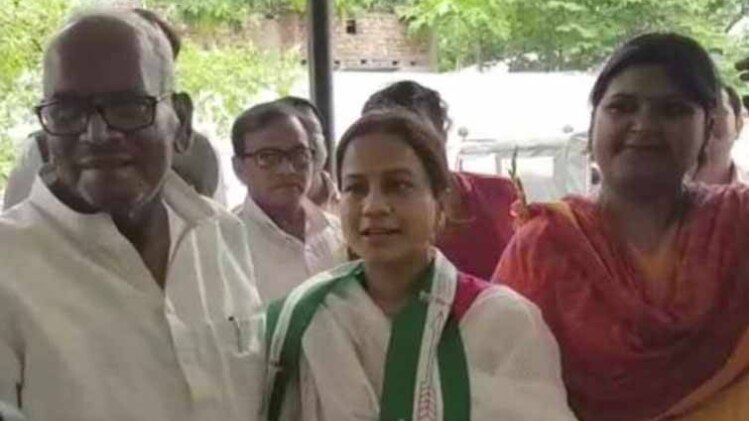 जेडीयू में शामिल हुईं असमा परवीन 