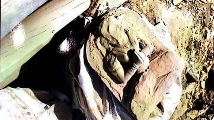 मंदिरों-मठों पर बुल्डोजर