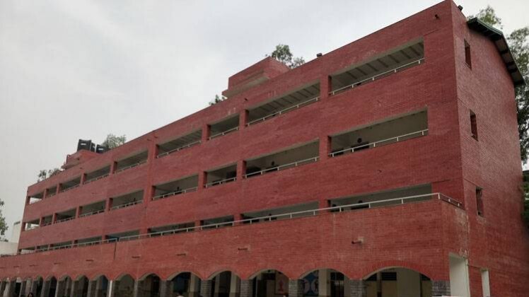 सरकारी स्कूल की बिल्डिंग, फाइल फोटो