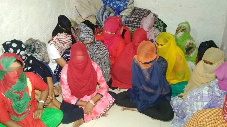 पकड़ी गई लड़कियों में 3 भारतीय और 16 नेपाली हैं