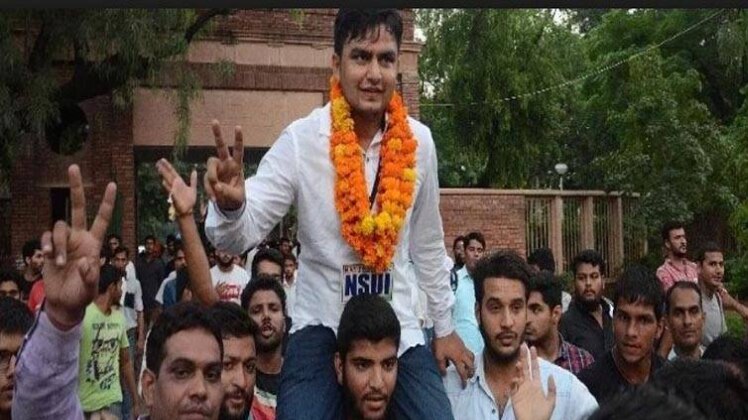 रॉकी तुशीद (फाइल फोटो)