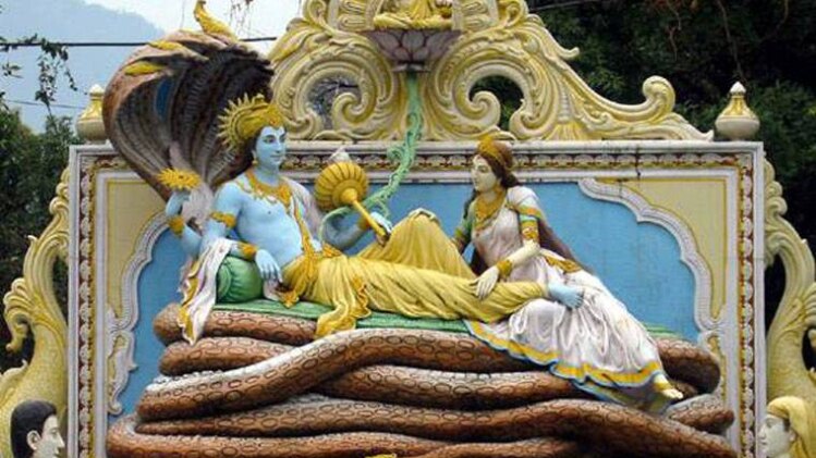 चातुर्मास में करें उपासना